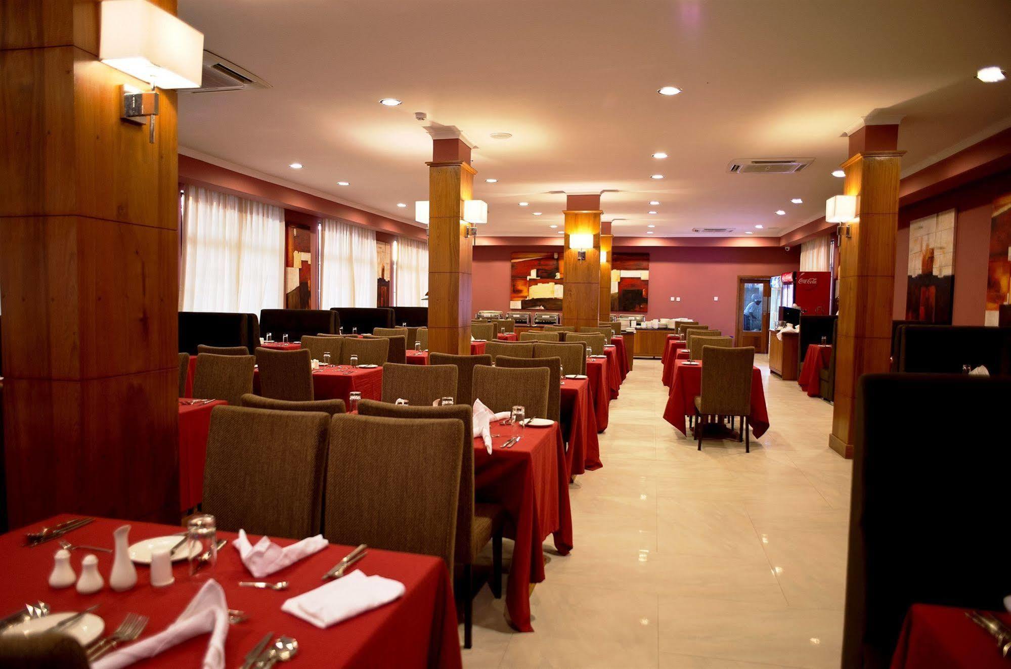 Seascape Hotel Dar es Salaam Exterior photo