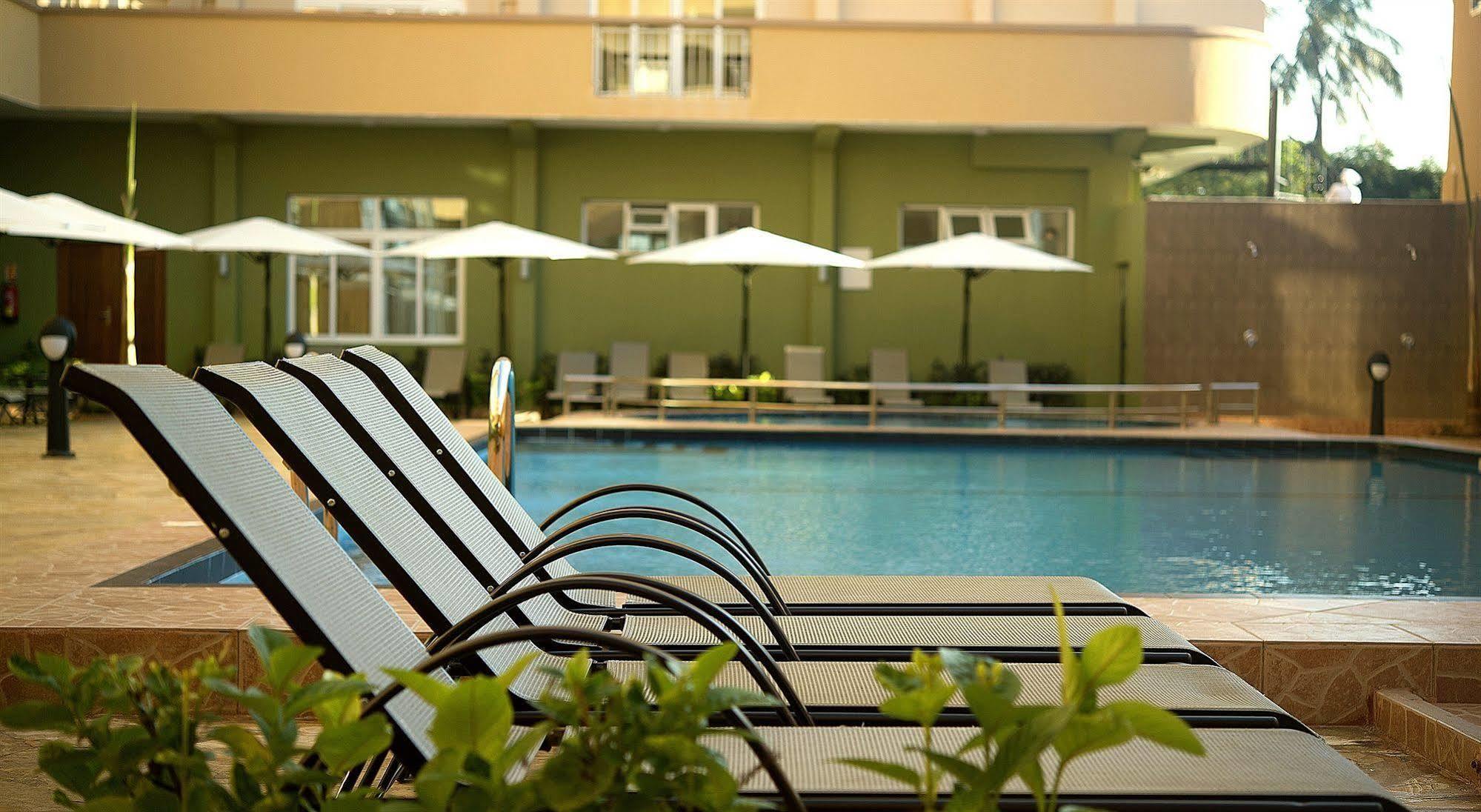 Seascape Hotel Dar es Salaam Exterior photo